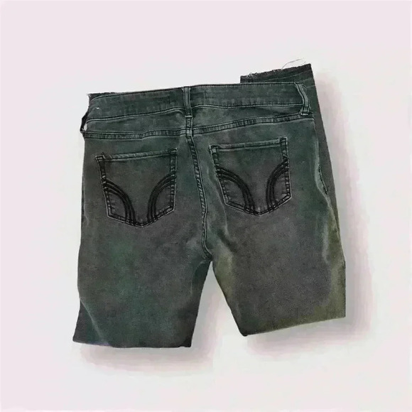 Hollister Skinny Jeans - Picture 2 of 2